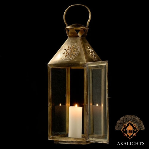 Small Moroccan lantern